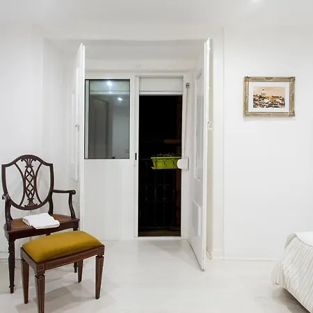 Alfama Panteao 4 Guests Apartment Lisbon