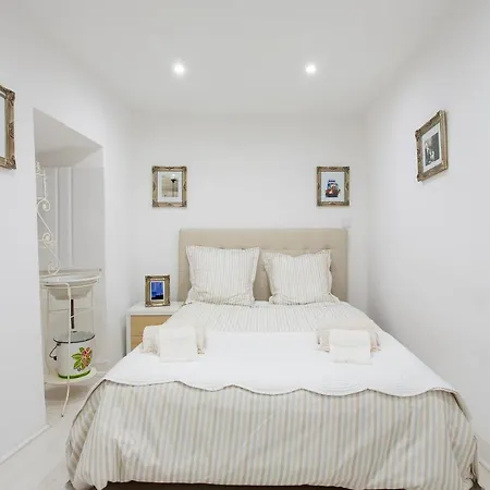 Alfama Panteao 4 Guests Appartement