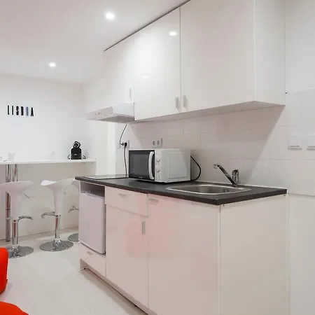 Alfama Panteao 4 Guests Apartment *